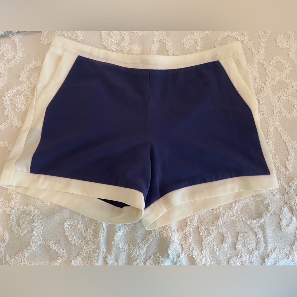 Dalia Women’s Navy Shorts - Size 10
